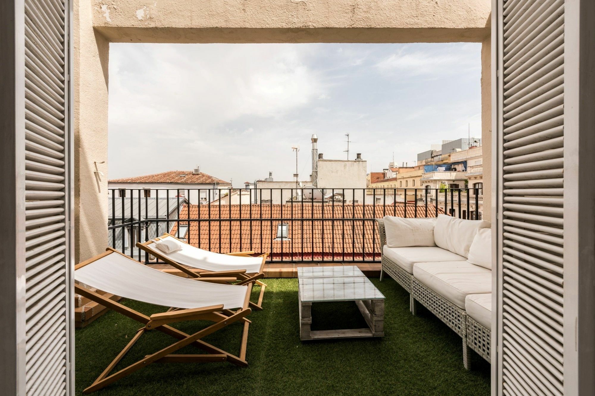 Gran Via Terrace City Center Madrid Exterior photo